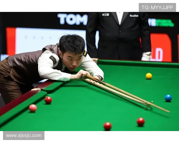 赵心童险胜雷佩凡惊险晋级斯诺克国锦赛十六强并展现稳健状态发挥
