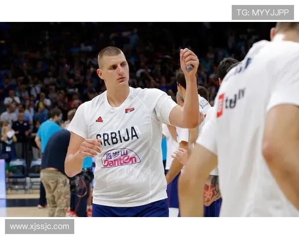 文班称赞约基奇为世界顶级球员认为他有机会再夺MVP荣誉