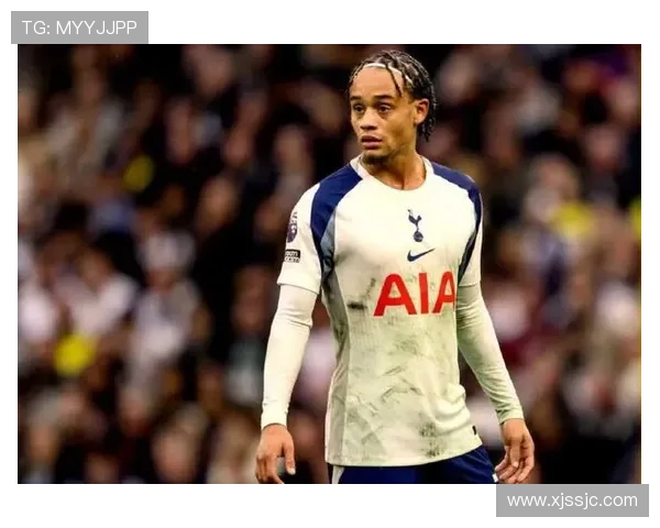 西蒙斯高效得分助力球队胜利豪泽状态低迷表现不佳